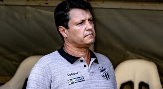Adilson Batista não é mais técnico do Ceará