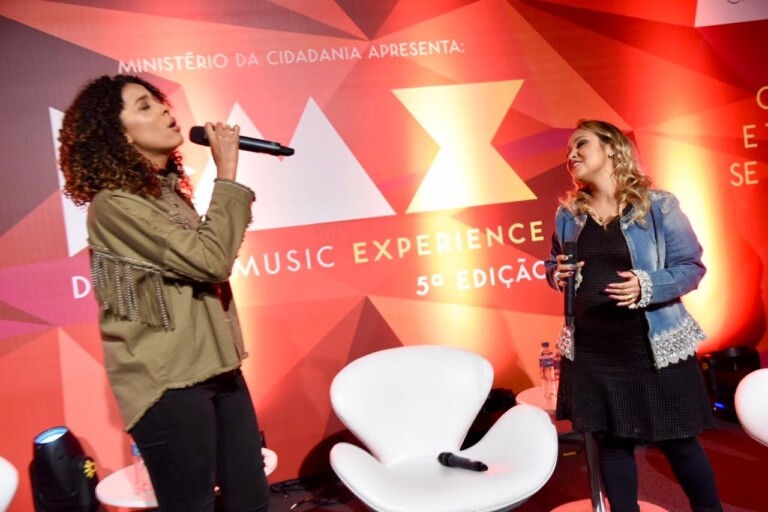 Bruna Karla e Gabriela Gomes participam do DMX