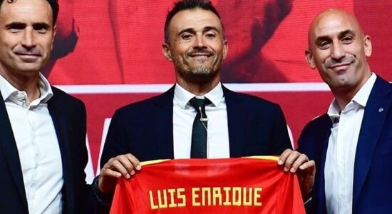 Luis Enrique volta a treinar a Espanha