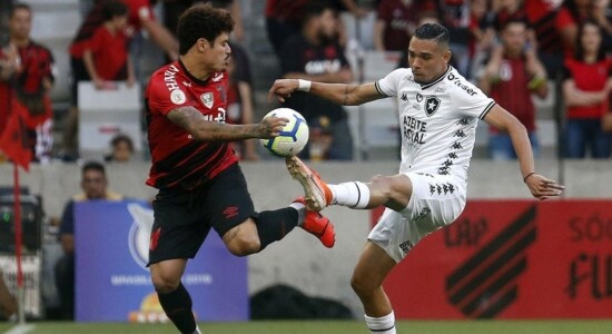 Athletico-PR venceu o Botafogo