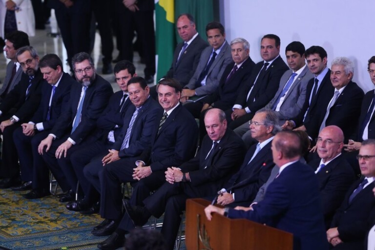 Governo Bolsonaro diz que acabou com a corrupção