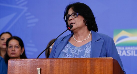Ministra Damares Alves