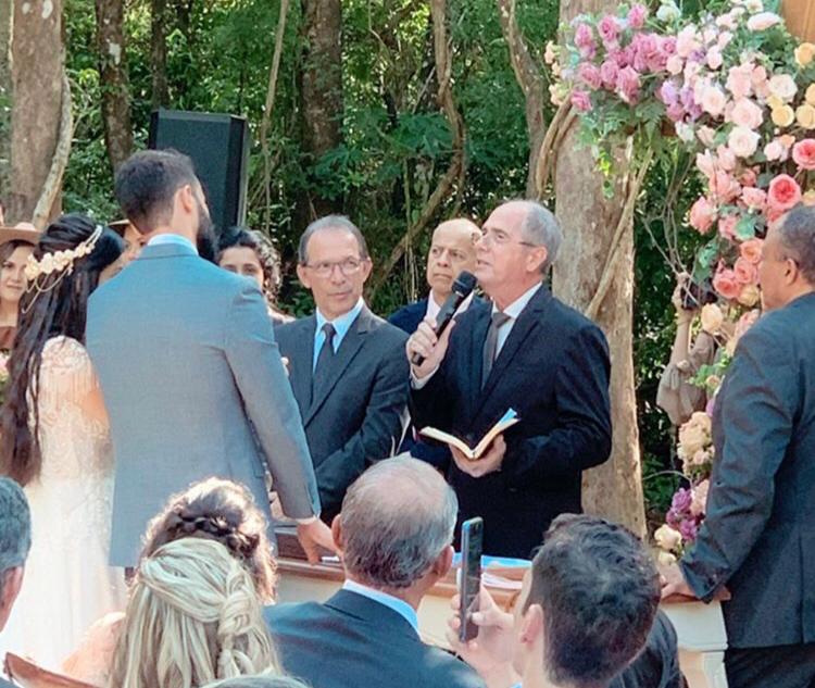 Marcela Taís e Samuel Antunes se casaram