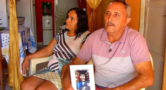 Manoel da Costa e Maria Rita são os pais de Emanuele Medeiros, que morreu durante brincadeira na escola