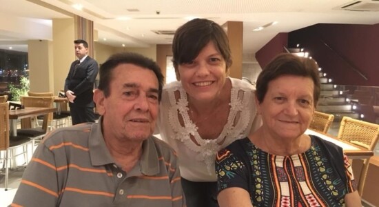 Shirley Maneira com os pais