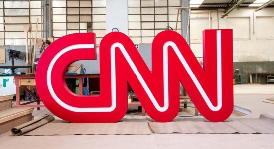 CNN americana demitiu três funcionários que não se vacinaram