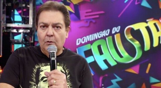 Faustão possui uma longa trajetória na televisão brasileira