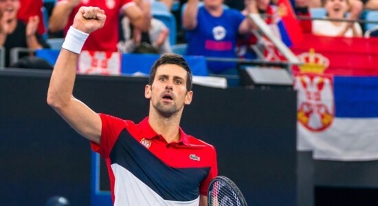 Novak Djokovic faz doação para compra de respiradores