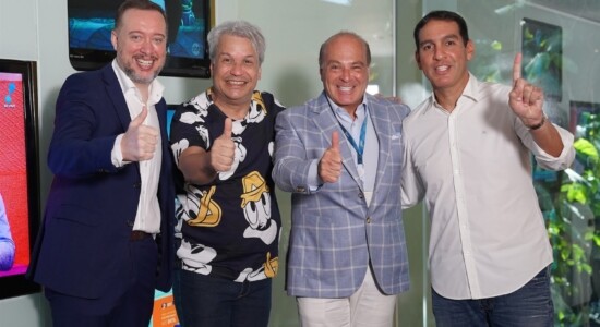 Sikêra Júnior se reuniu com direção da Rede TV! para renovar contrato