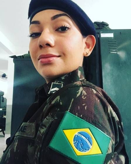 Sargento do Exército Bruna Borralho foi morta em assalto no município de Duque de Caxias, na Baixada Fluminense