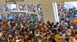 Multidão durante inauguração de loja da Havan
