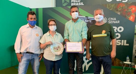 Ministra da Agricultura participa de evento agropecuário em Goiás