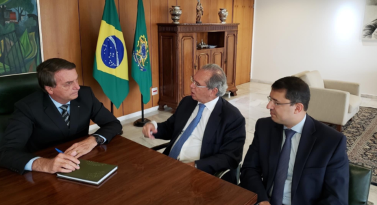Presidente Jair Bolsonaro se pronunciou sobre plano de vacinação