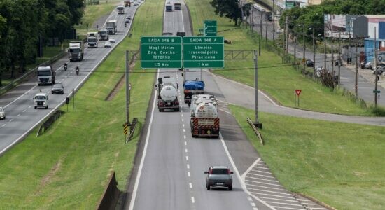 STF derruba permissão para caminhoneiros bloquearem estradas no Brasil
