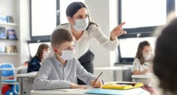 Órgão dos EUA recomenda protocolos sobre volta às aulas