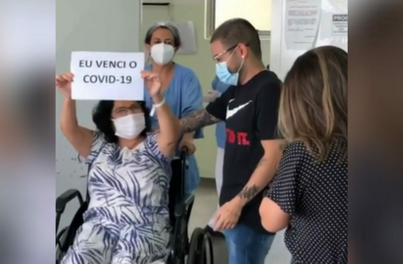 Mãe de Yudi recebe alta hospitalar após lutar contra a covid-19