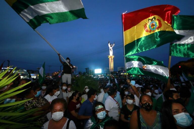 Protesto contra prisão de ex-presidente da Bolívia tomou as ruas do país