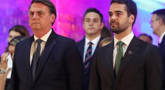 Presidente Jair Bolsonaro fez críticas ao governador do RS, Eduardo Leite