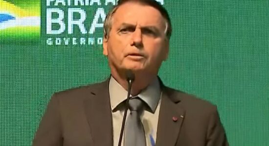 Bolsonaro durante discurso em Chapecó