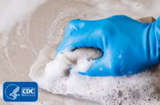 Órgão dos EUA diz que detergente é suficiente para limpar superfície contra Covid