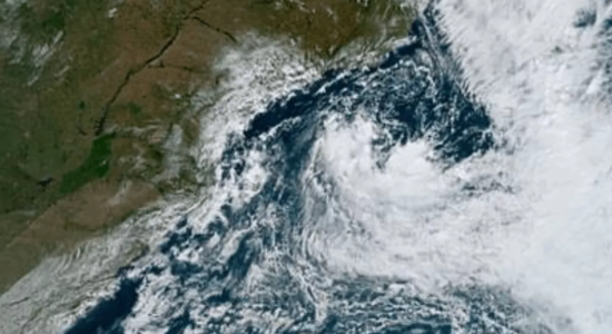 Tempestade subtropical se forma na costa do Sudeste