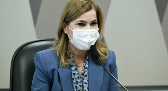 Mayra Pinheiro em depoimento na CPI da Covid