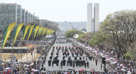 Desfile cívico e militar de 7 de setembro