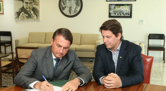 Presidente Jair Bolsonaro e secretário de Cultura, Mario Frias