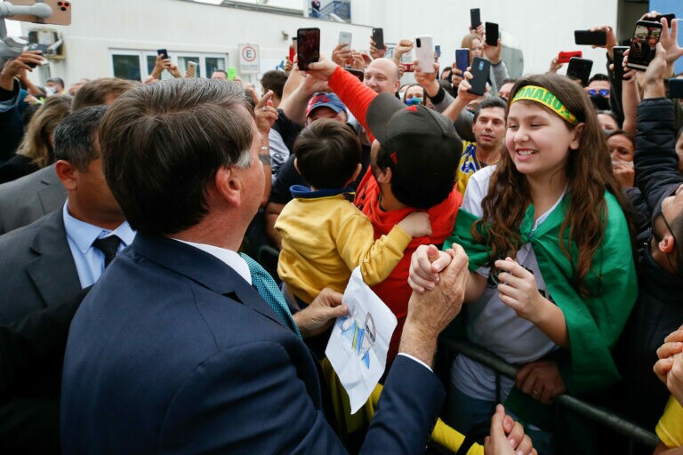Em encontro com apoiadores, Bolsonaro chama Barroso de 'filho da p***'