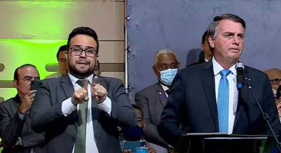 Bolsonaro participa de culto na Assembleia de Deus