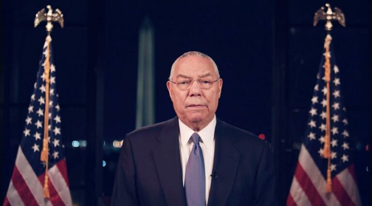 Outubro: Ex-secretário de Estado da Casa Branca, Colin Powell morreu aos 84 anos, após complicações da Covid-19