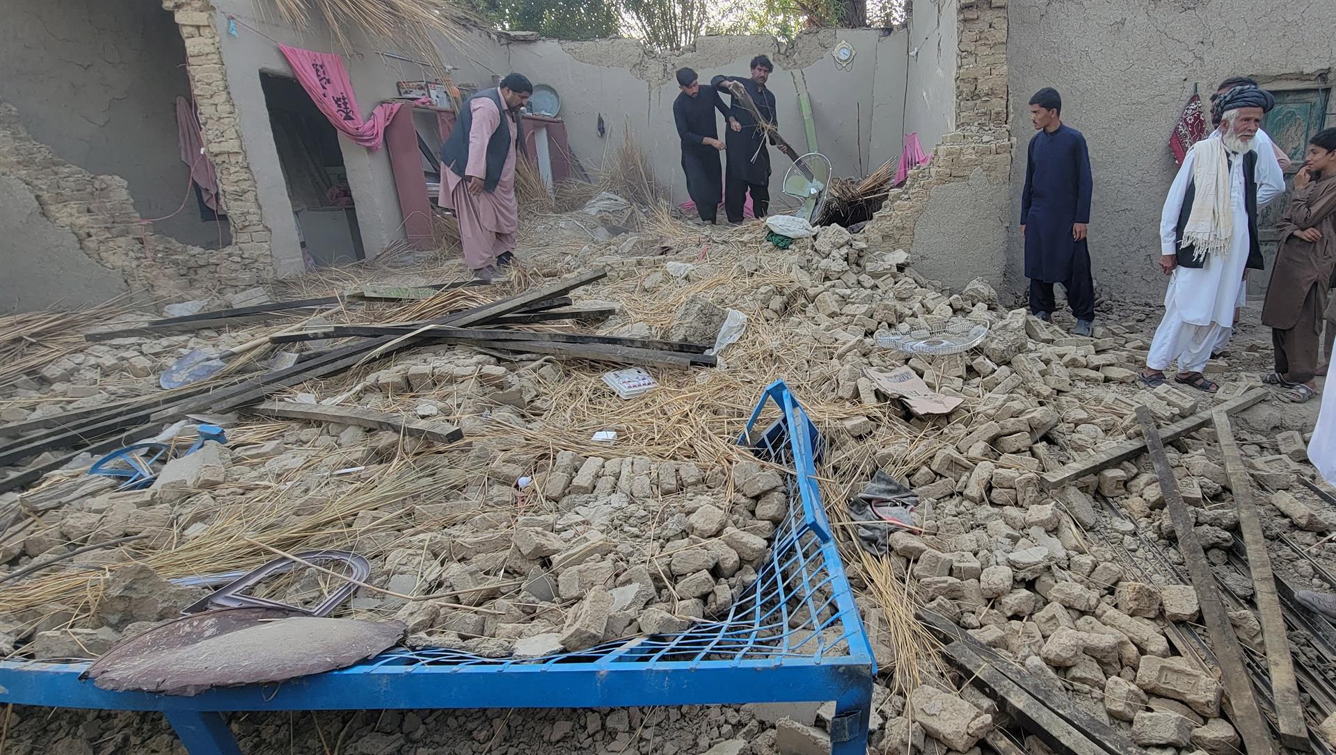 Terremoto de magnitude 5,9 no Paquistão deixa 20 mortos e 300 ferido