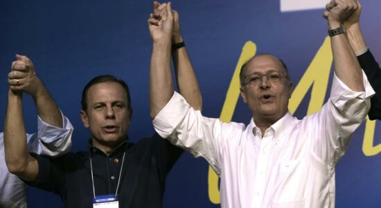 João Doria ao lado de Geraldo Alckmin