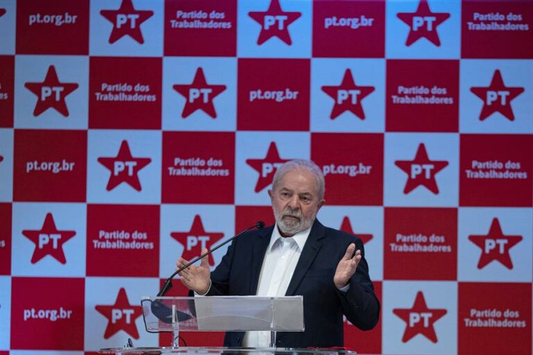 PT: Lula | Data da convenção: 21 de julho