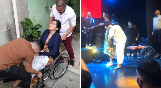 Mulher deixa cadeira de rodas e volta a andar em culto no RJ