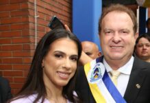 Governador Carlesse ao lado da esposa Fernanda Mendonça
