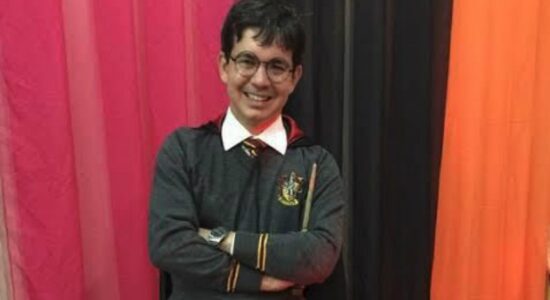 Senador Randolfe Rodrigues vestido de Harry Potter