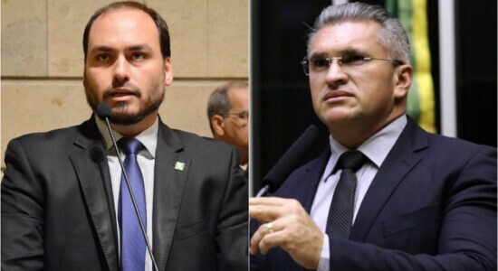Vereador Carlos Bolsonaro e o deputado federal Julian Lemos