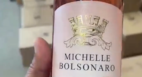 Empresa lança vinho com nome de Michelle Bolsonaro