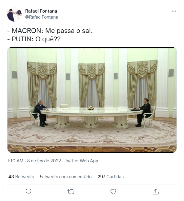Web faz memes sobre distância entre Macron e Putin em reunião