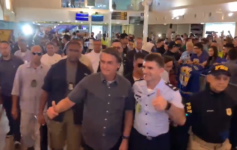 Presidente Jair Bolsonaro em chegar em Rio Branco, no Acre