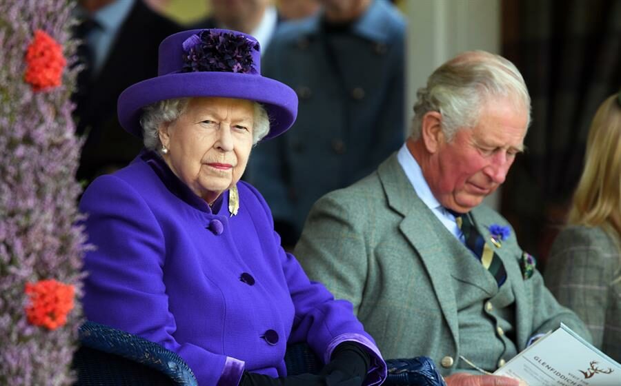 Elizabeth II não fará discurso do trono, e Charles irá substituí-la