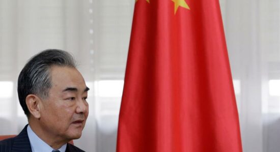 China diz que relação com EUA não pode seguir se deteriorando