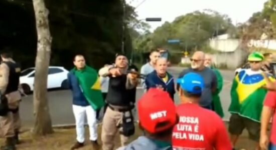 Manifestantes pró-Lula entraram em conflito com a PM em MG