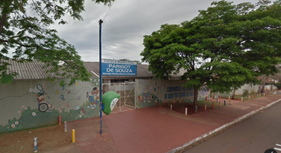 Escola municipal Parigot de Souza, em Rolândia (PR)