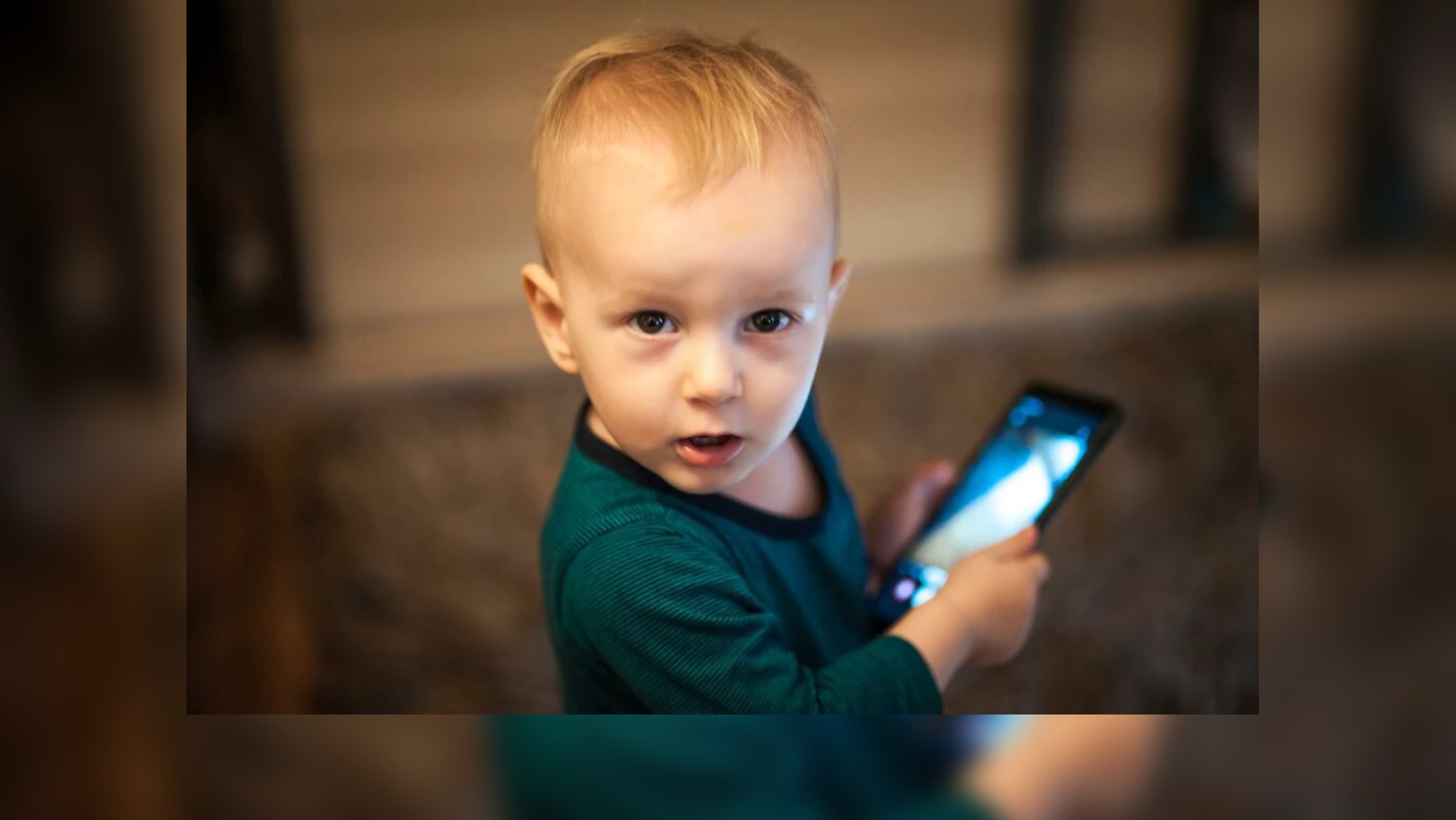 6 motivos porque seu filho pequeno não deve ter acesso a celular