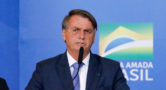 Bolsonaro durante discurso no Planalto