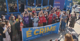 Funcionárias da Caixa protestam em Brasília