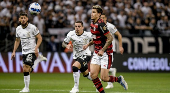 Partida entre Corinthians e Flamengo pela Libertadores