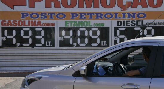 preço combustíveis